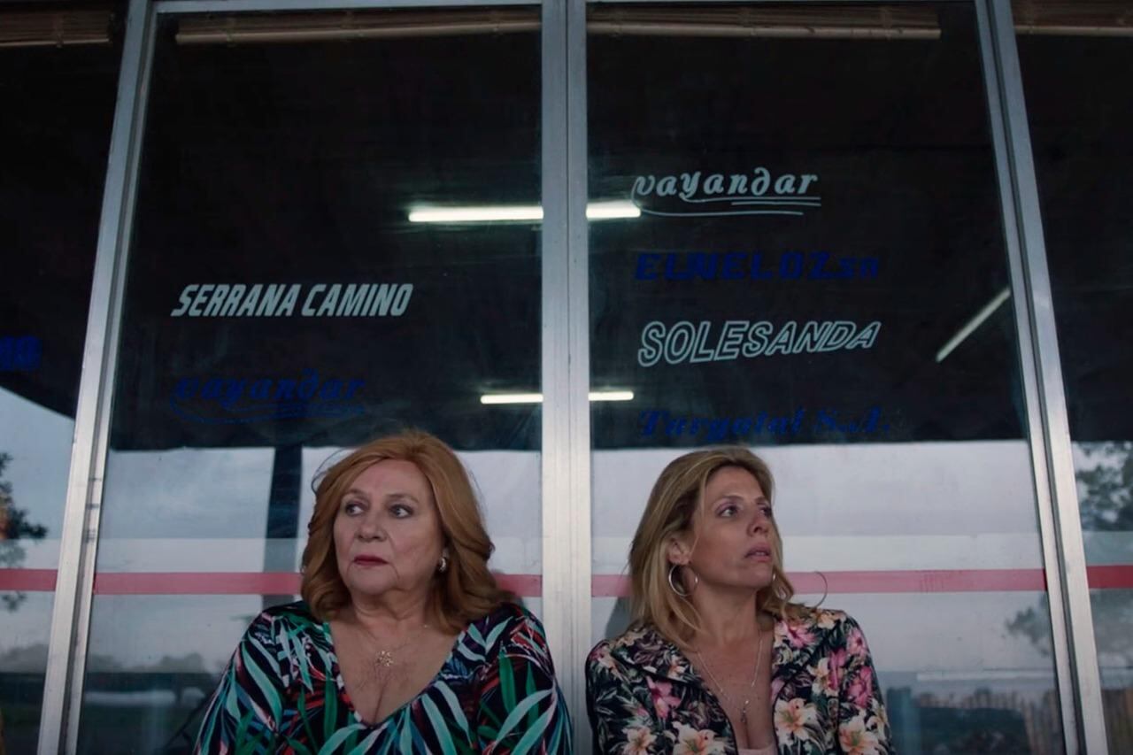 Las siamesas, con Rita Cortese y una hija Valeria Lois.