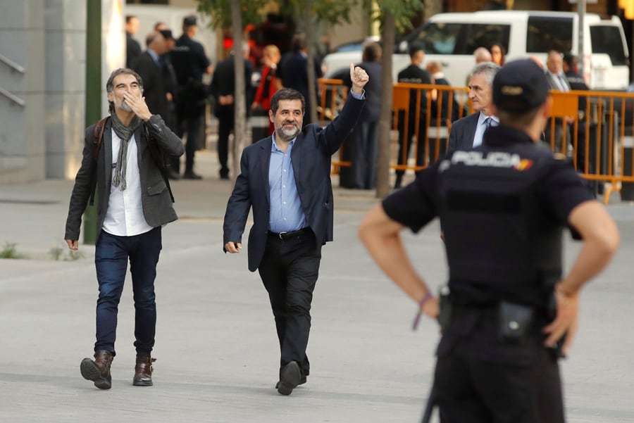 Sànchez y Cuixart fueron hoy a declarar y quedaron detenidos preventivamente por el delito de "sedición".