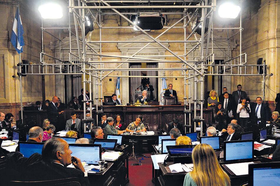 La iniciativa de Castagneto (FpV-PJ) fue aprobada por unanimidad.