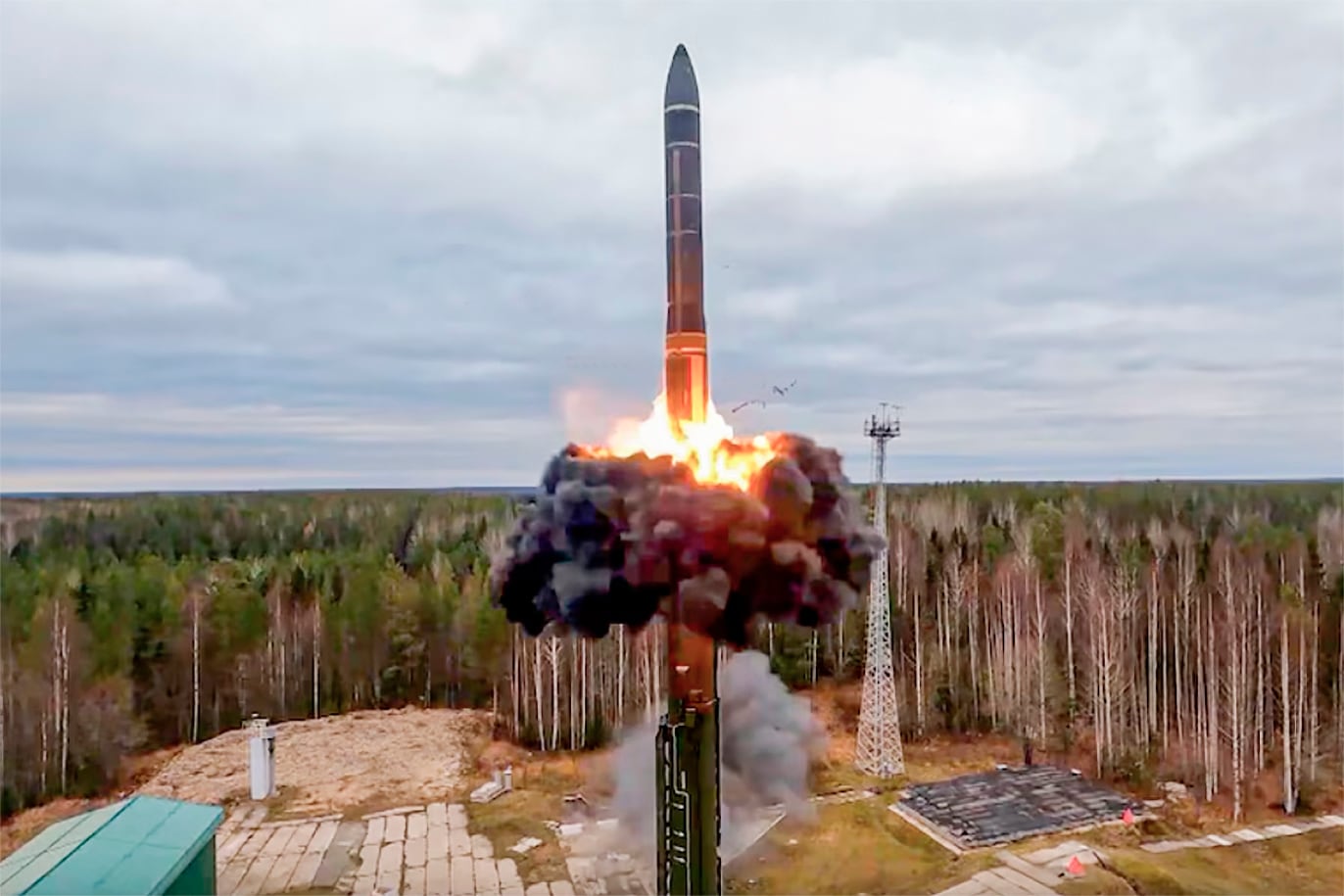 El Oreshnik es un misil balístico con capacidad nuclear y de alcance medio