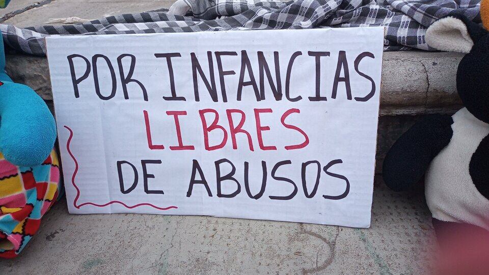 Actividad para visibilizar los abusos contra la infancia