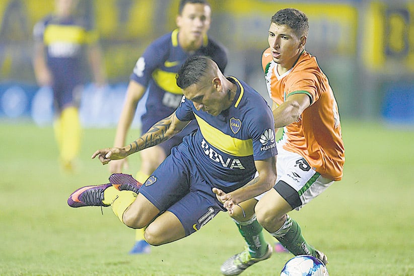 Ricardo Centurión sufrió un esguince de hombro.