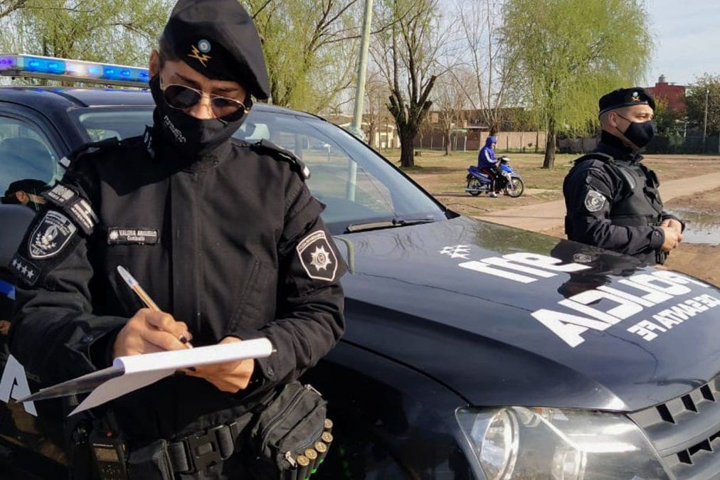 La Policía de Santa Fe, en un control vehicular.