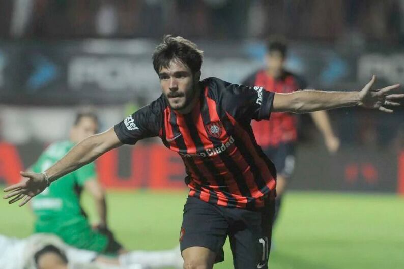 Ezequiel Cerutti y un festejo en San Lorenzo.
