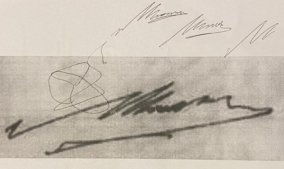 La firma original de Diego Maradona, con algunas de las prácticas de la falsificación.