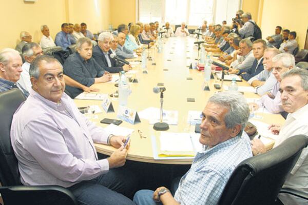 La conducción de la CGT definirá hoy su estrategia para evitar la reforma laboral.