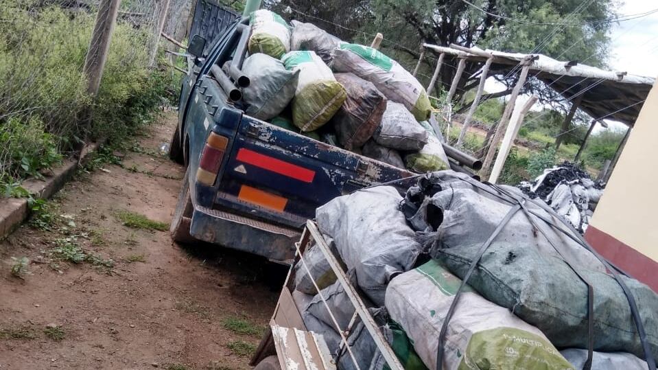 Una de las camionetas secuestradas