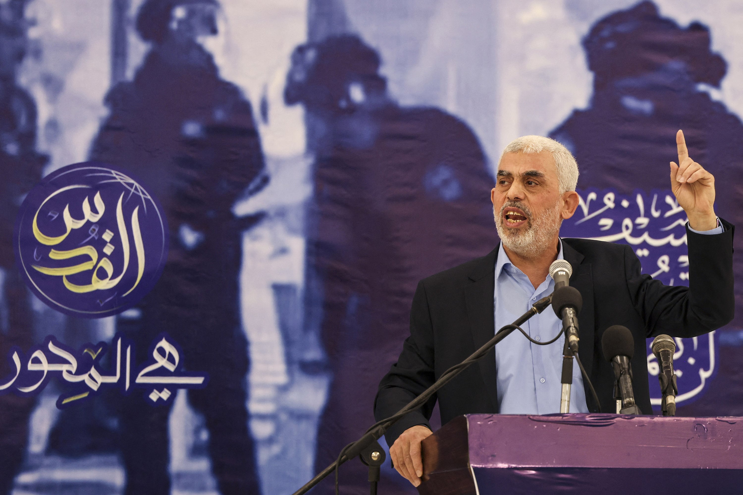 Yahya Sinwar habla en un acto en Ciudad de Gaza el 30 de abril de 2022.