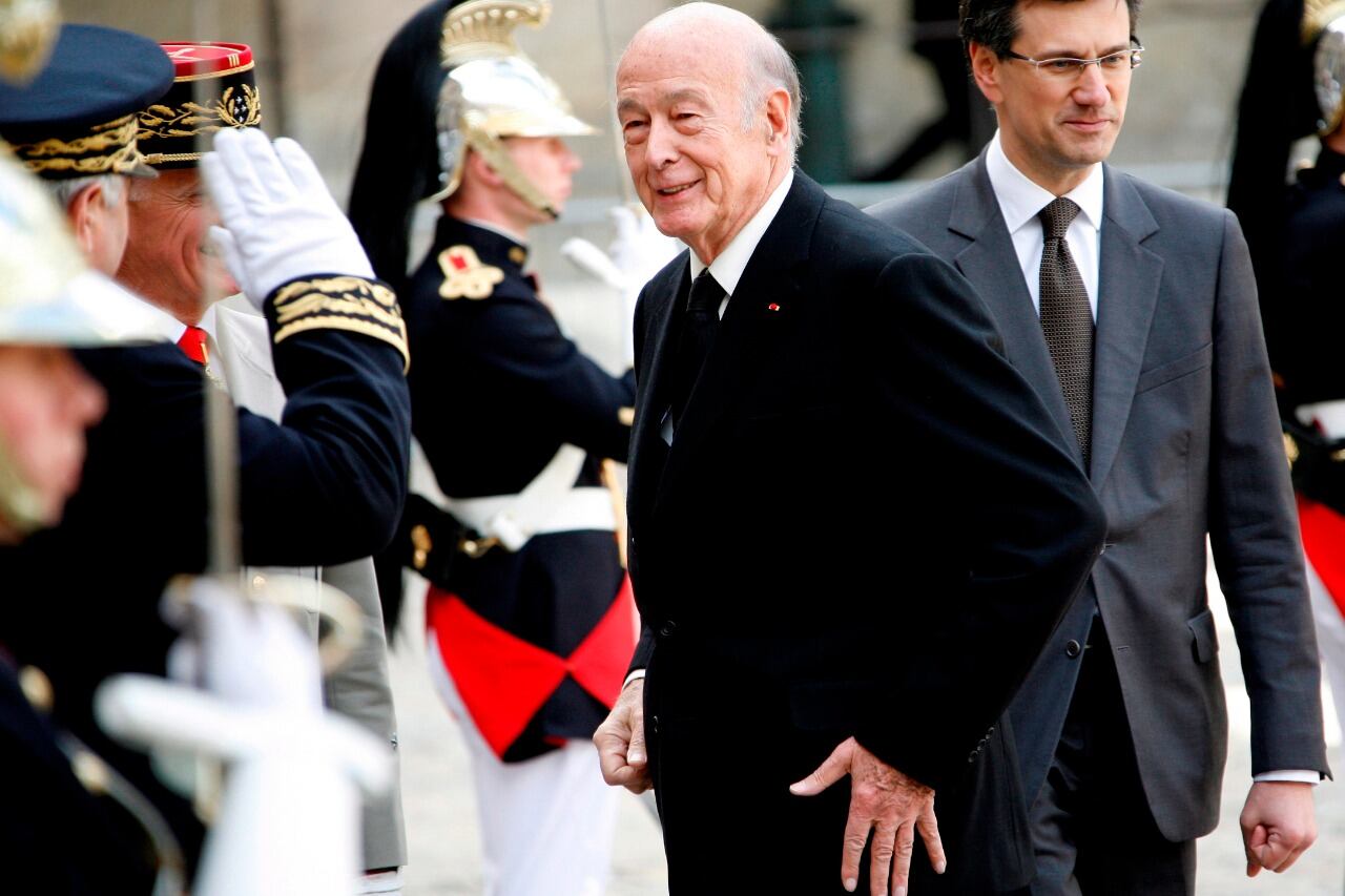 Giscard d'Estaing en el 2009, en el funeral de uno de sus ex ministros.