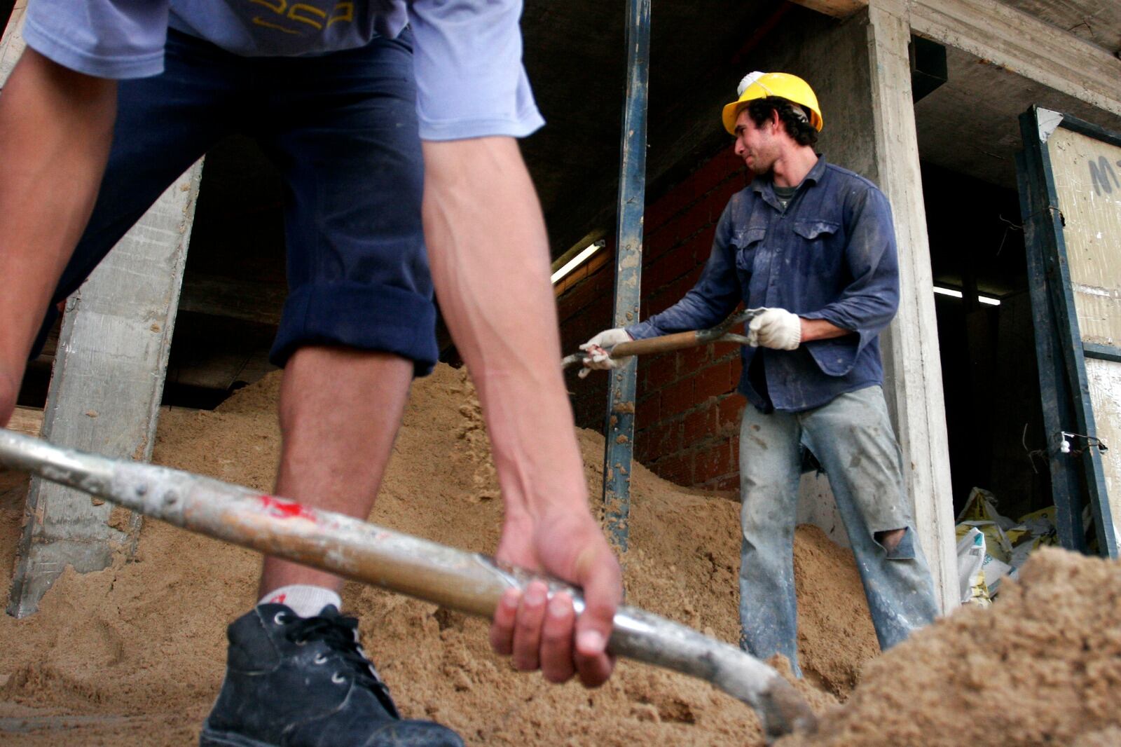 El gobierno busca extender el período de prueba de los trabajadores.