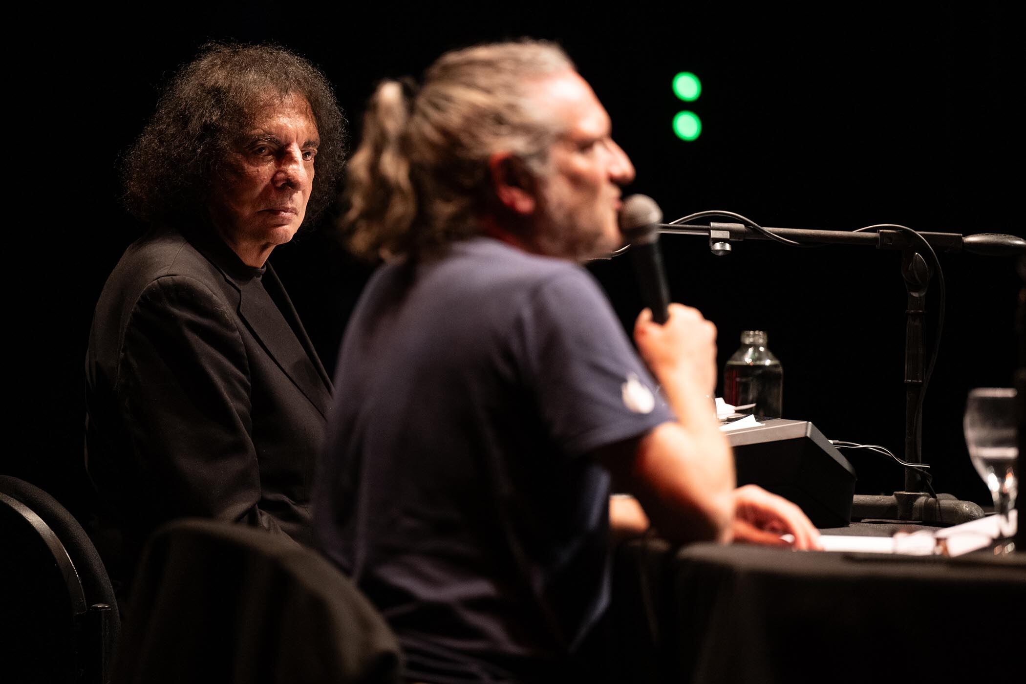 "Las angustian no se resuelven, sino que se comparten, se conversan, se sociabilizan"