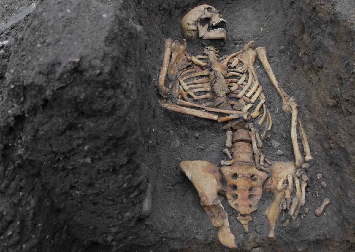 Casi la mitad de los trabajadores medievales padecieron fracturas óseas.