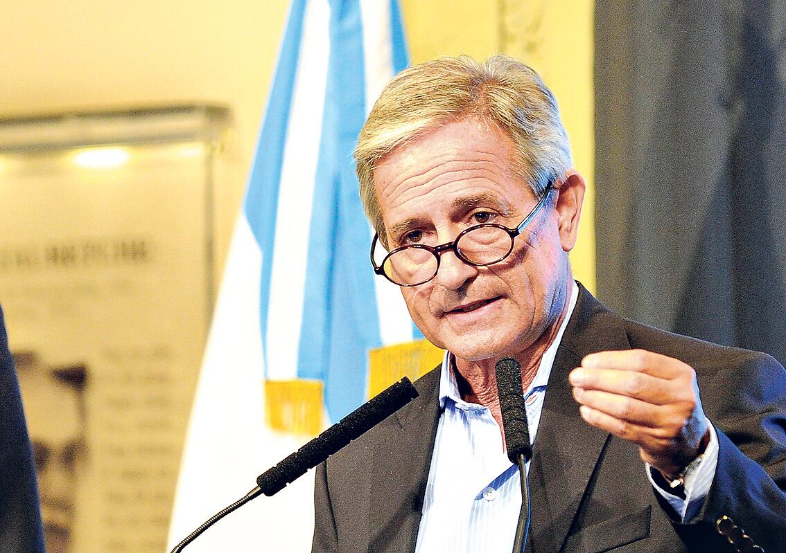 El ministro Andrés Ibarra volvió a rechazar la posible reapertura de la paritaria.