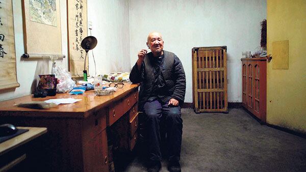Uno de los sobrevivientes de los campos de Jiabiangou y Mingshui, en Las almas muertas, de Wang Bing.