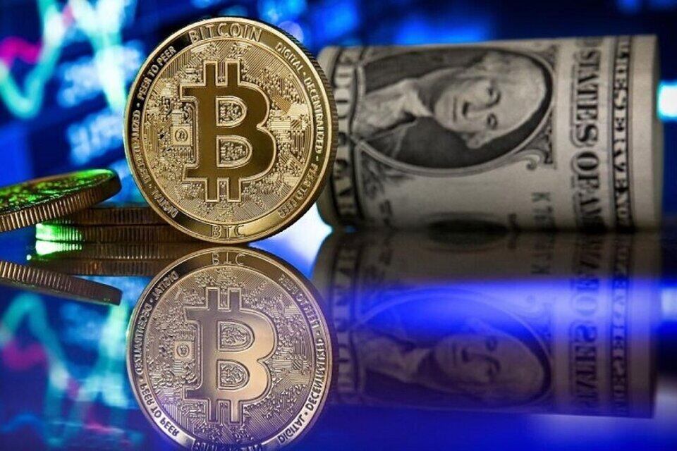 Las operaciones con Bitcoin y otras criptomonedas pasan a estar alcanzadas por el impuesto al cheque.