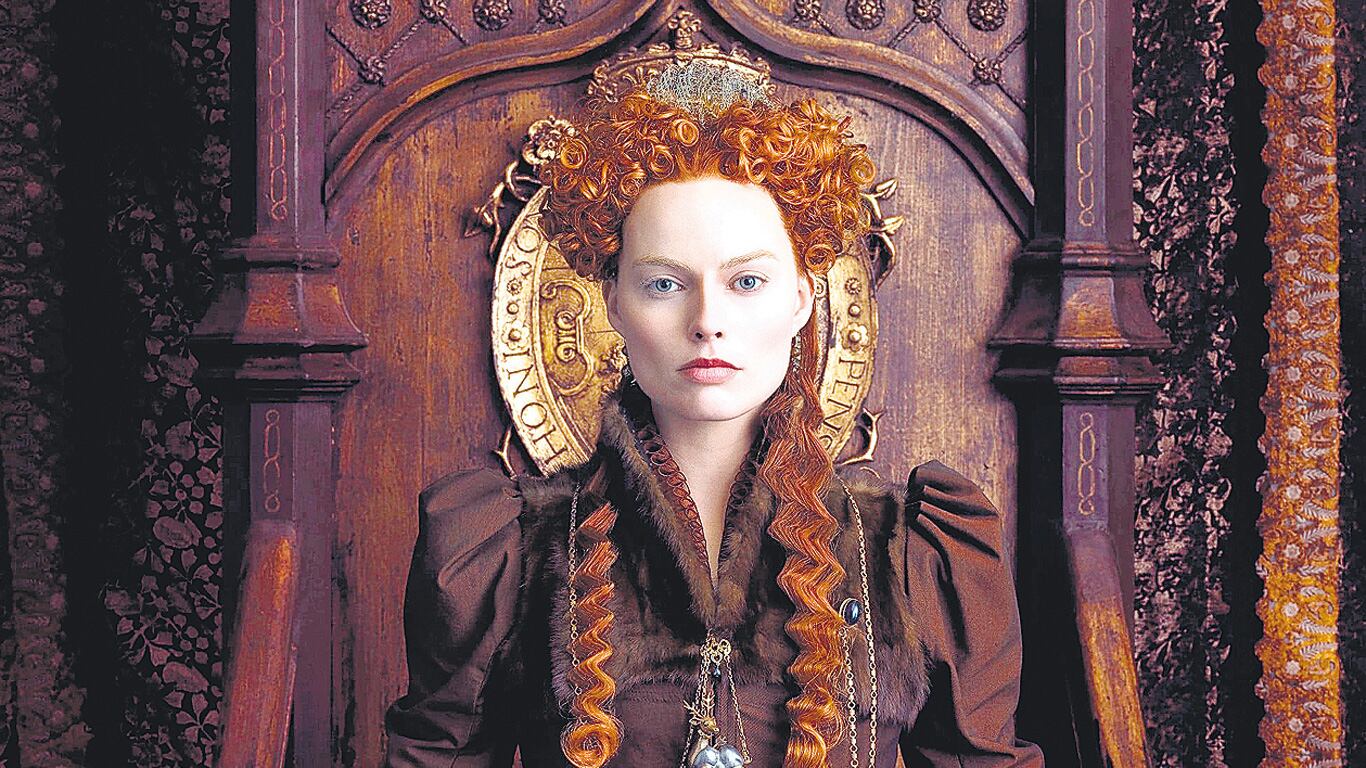Margot Robbie como Isabel I
