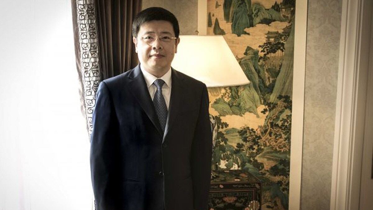 Embajador Zou Xiaoli.