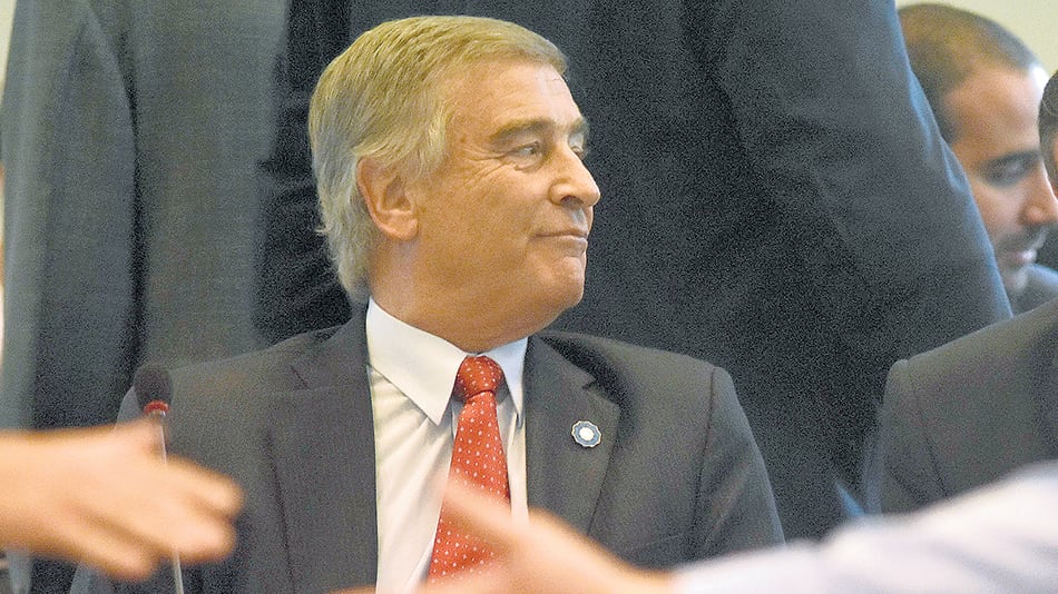 El ministro de Defensa, Oscar Aguad, deseoso de reequipar a las Fuerzas Armadas.