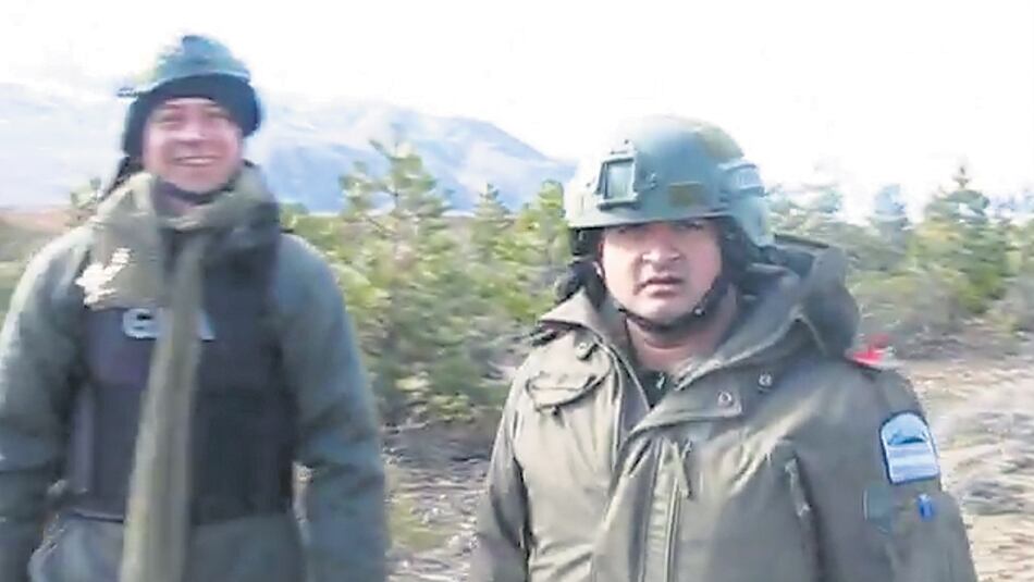 Una imagen de gendarmes tras la represión a los mapuches de uno de los dos videos encontrados en sus teléfonos.