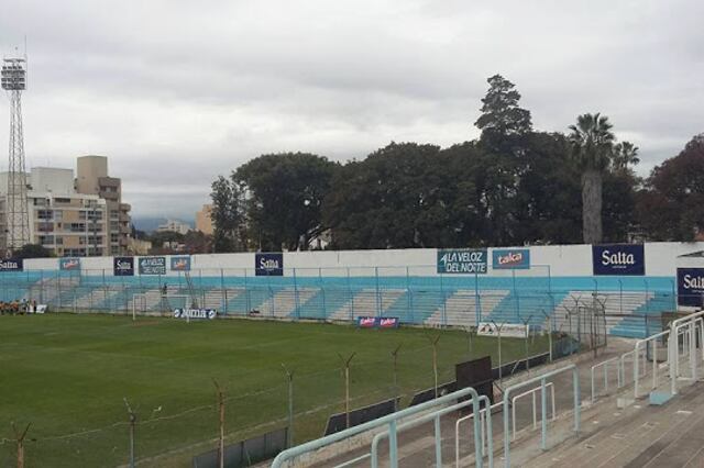 Estadios vacíos, como en todo el país, desde hace seis meses