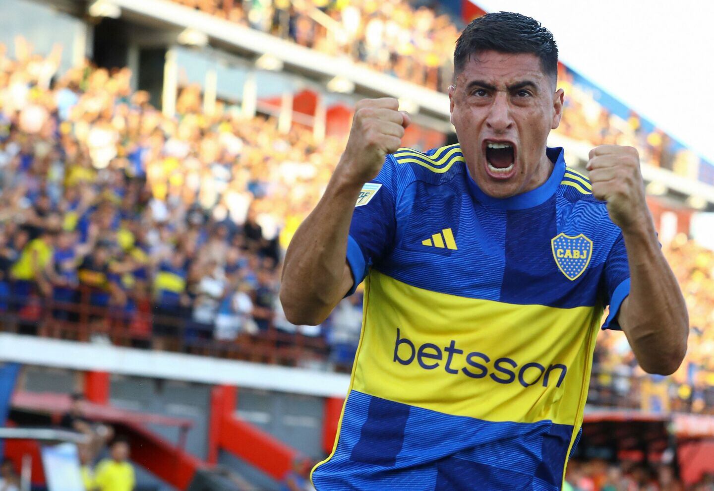 El uruguayo Miguel Merentiel será titular.