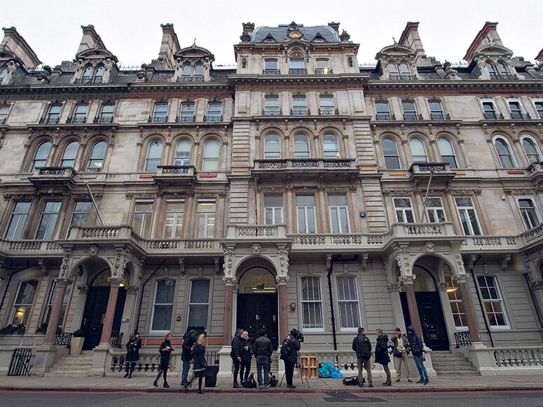 En este edificio están las oficinas de Orbis Business Intelligence Ltd.