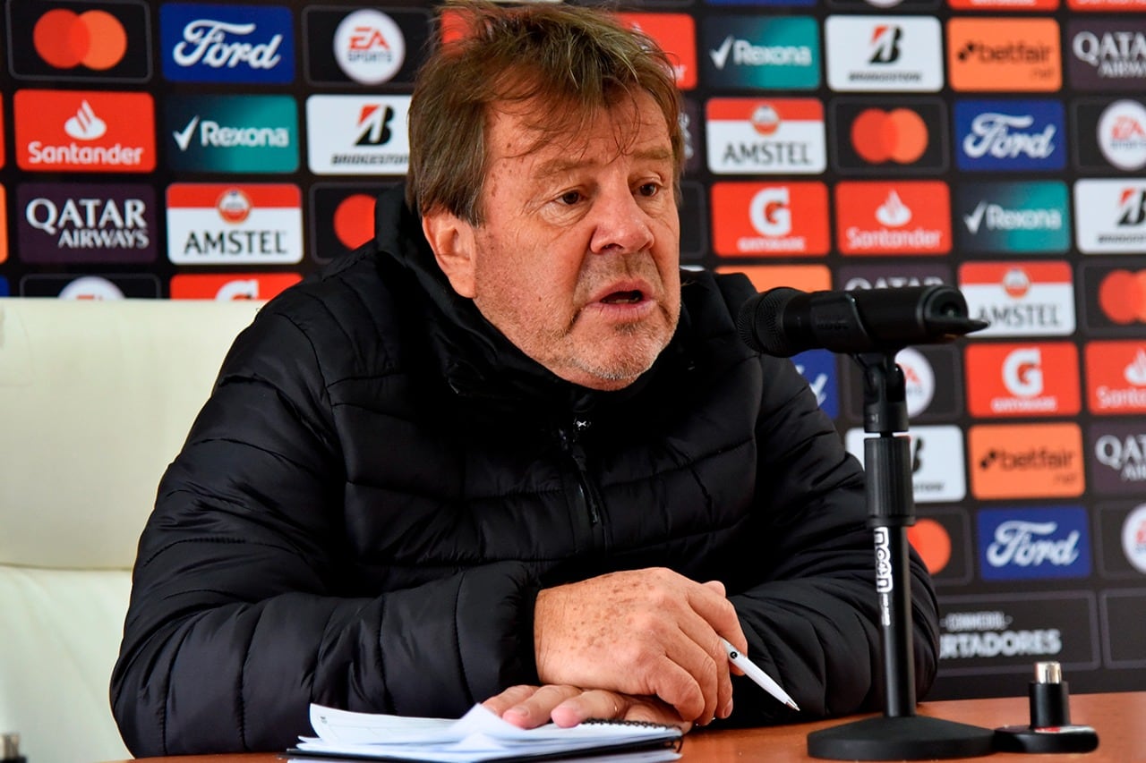 Ricardo Zielinski, confiado en lo que puede dar Estudiantes.