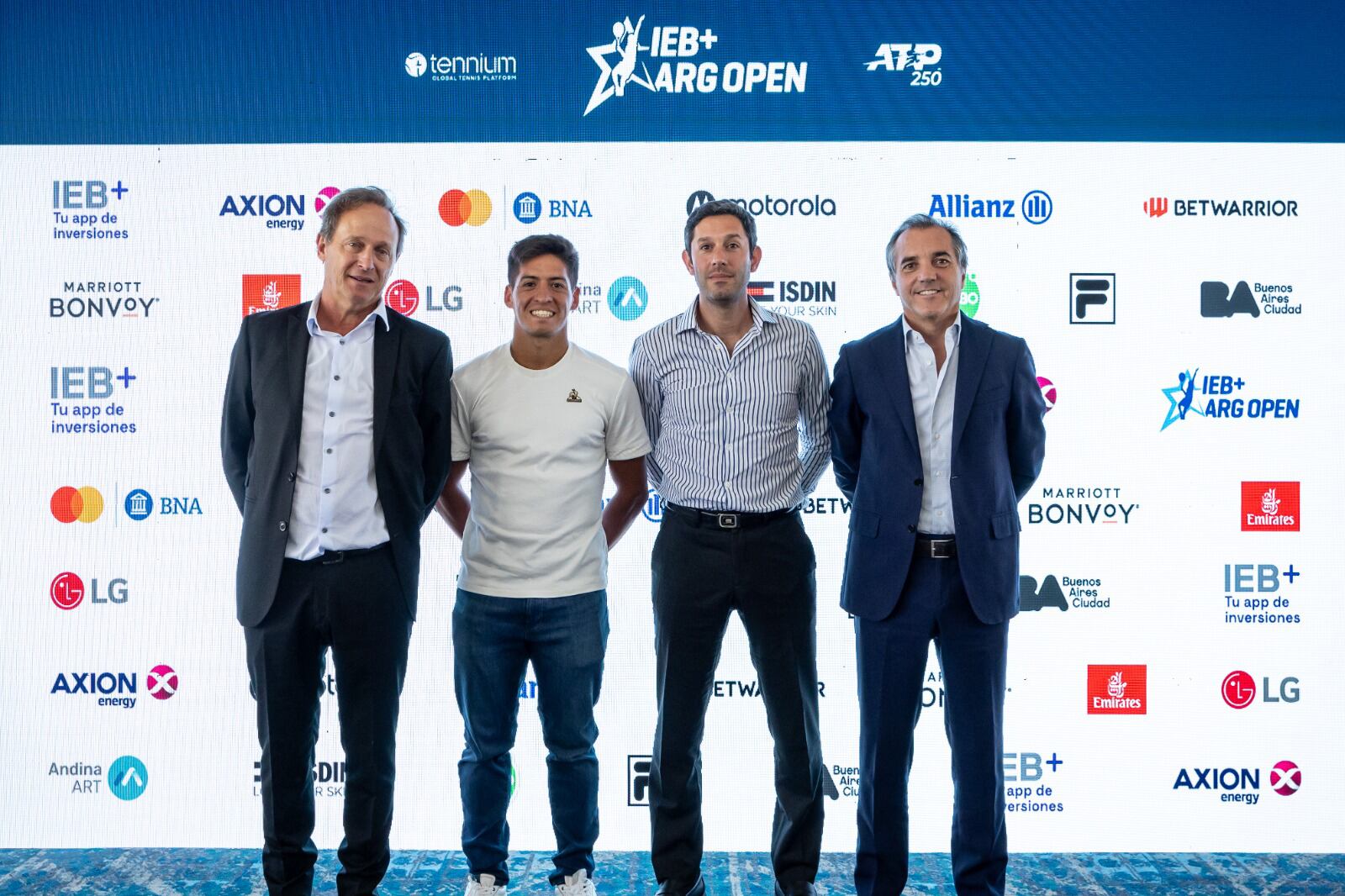 Martín Jaite, Sebastián Báez, Ignacio Abuchdid (IEB) y Martín Hughes (Tennium)