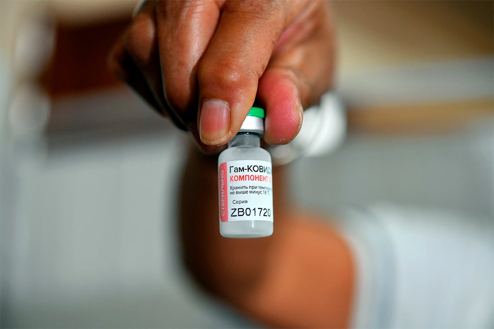 La eficacia de Sputnik V, registrada ya en 57 países de todo el mundo, es del 91,6%, según los datos publicados en la revista The Lancet.