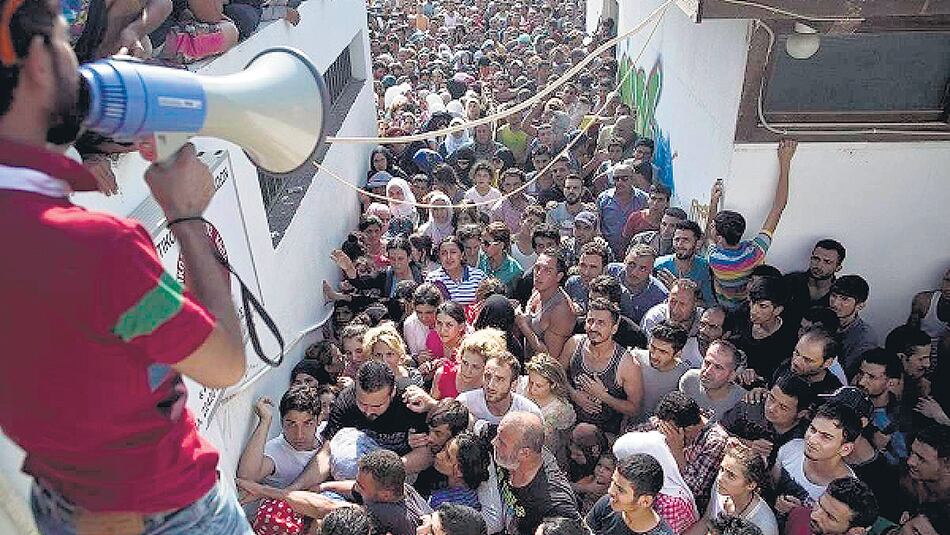 En el verano de 2015, cuando la gran ola migratoria llegó a las costas del Mar Egeo, unos 30 botes al día atracaban en Quíos.