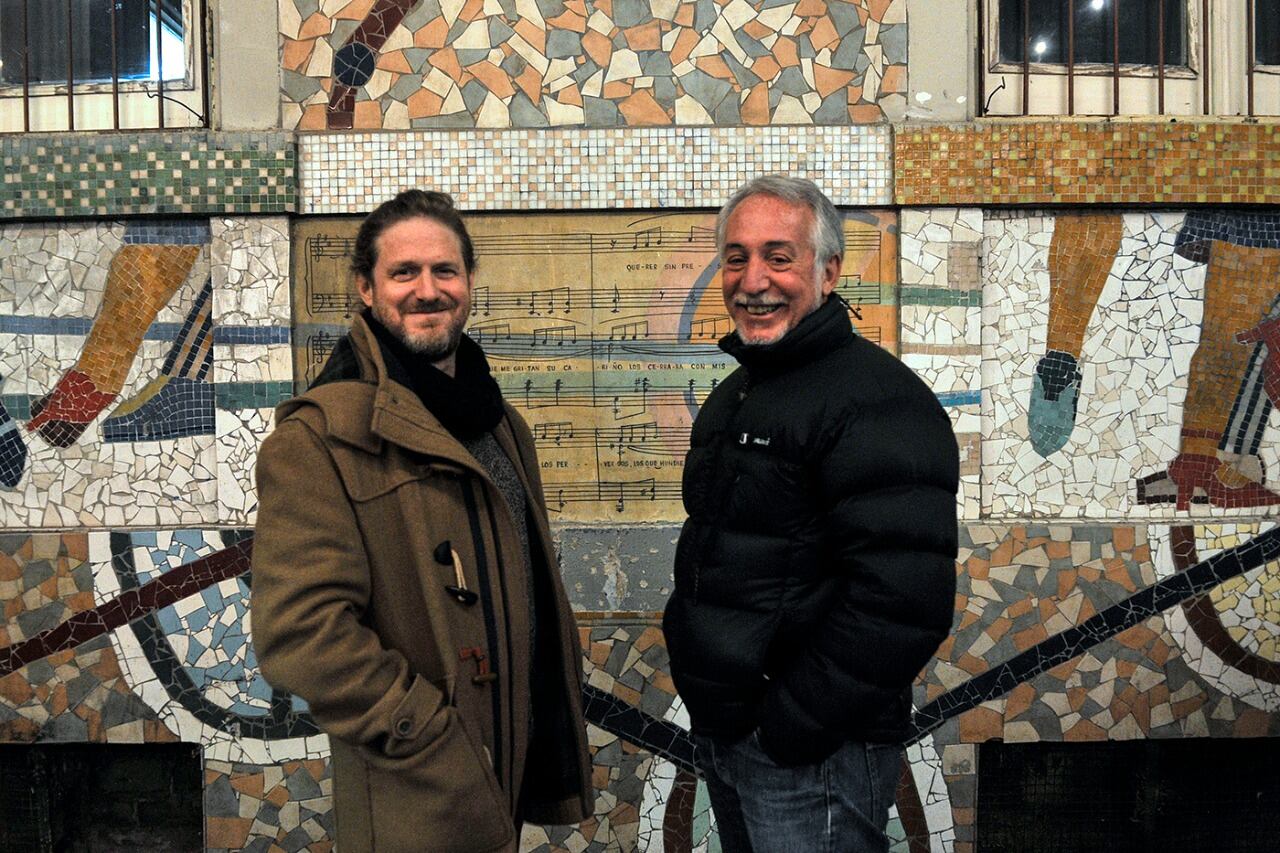 Lisandro Fiks y Gustavo Luppi: "La obra dice que es el proyecto colectivo lo que puede sacar a estos hombres de donde están."