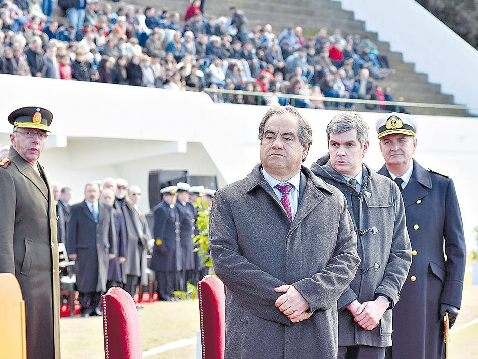 El ministro de Defensa, Julio César Martínez, apuesta por el trabajo asiático.