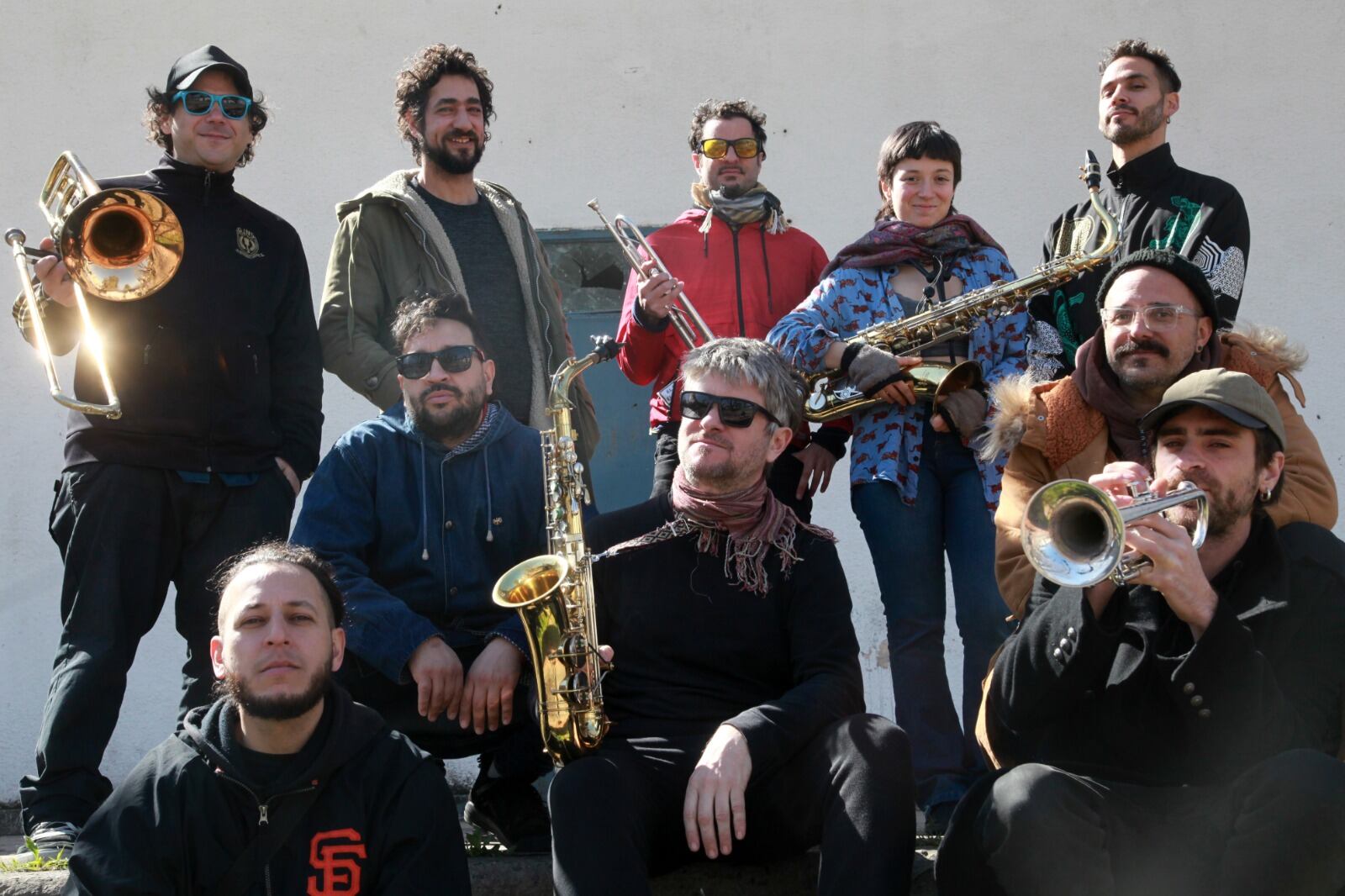 La Fuerza Mayor es una explosiva banda instrumental.