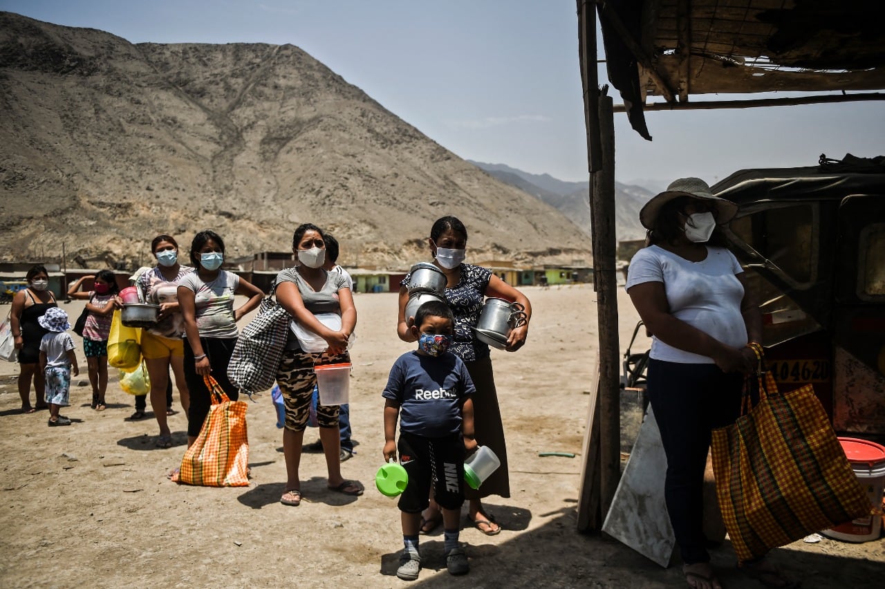Comas, Perú. Falta de acceso a servicios básicos, uno de los problemas prevalecientes que agravó el impacto de la pandemia.