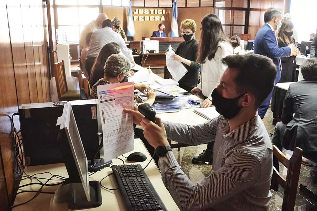 El escrutinio definitivo otorgó las dos bancas de diputados nacionales al Frente de Todos.