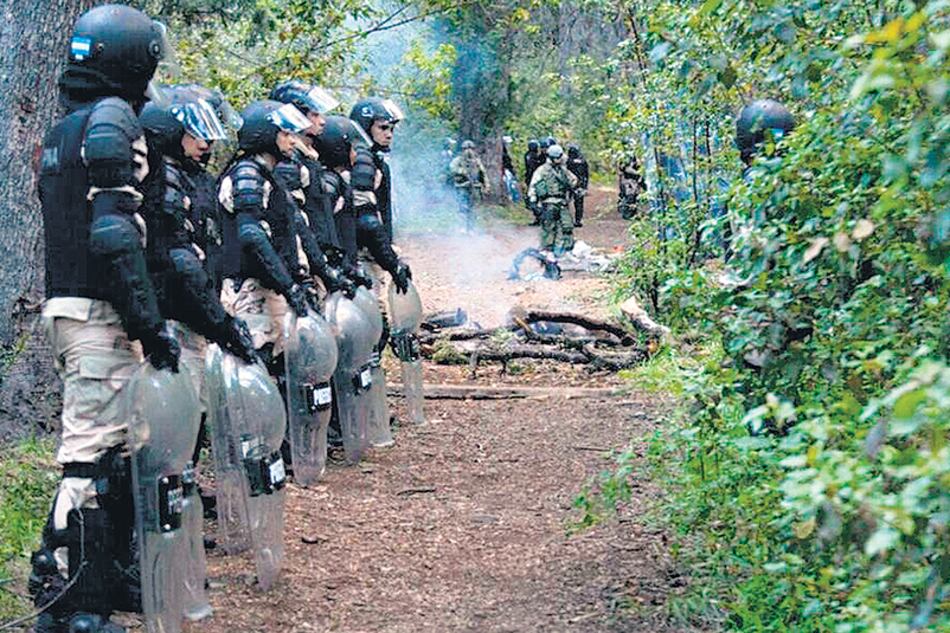 La Comisión de Derechos Humanos de Diputados podría convocar a las víctimas de la represión oficial.