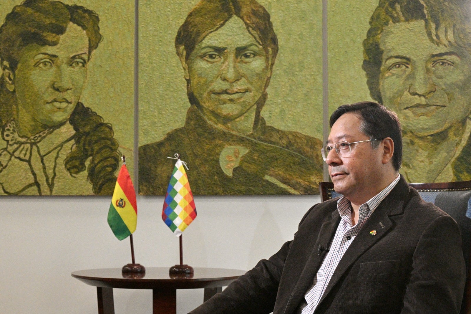 El presidente de Bolivia, Luis Arce, recibió a Página/12 en la Casa Grande del Pueblo, la sede del gobierno en La Paz