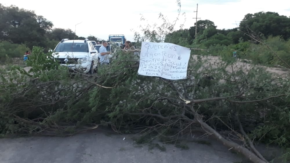 Corte en la ruta provincial 13, en reclamo de acceso a la salud