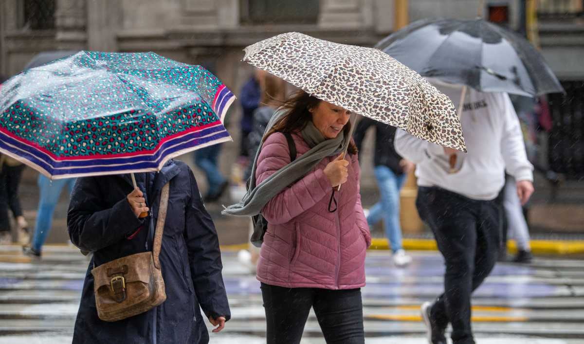 Rige una alerta por tormentas fuertes para el AMBA. 