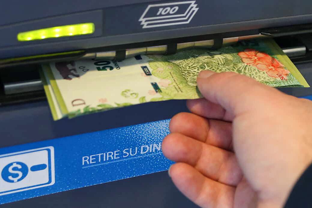 Salarios. Un extraño fenómeno estadístico para los no registrados