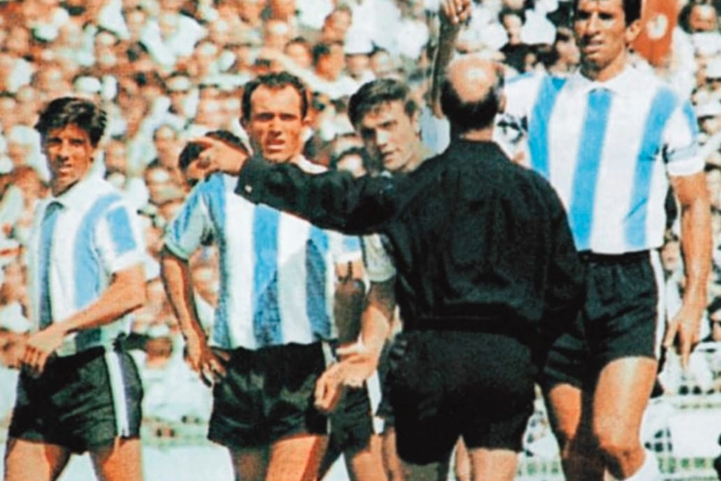 Kreitlein expulsa a Ratín: un hito en la historia de los mundiales.