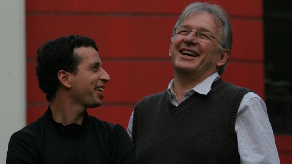 Juan Quintero y Luis María Pescetti presentarán sus Cartas al rey de la cabina.