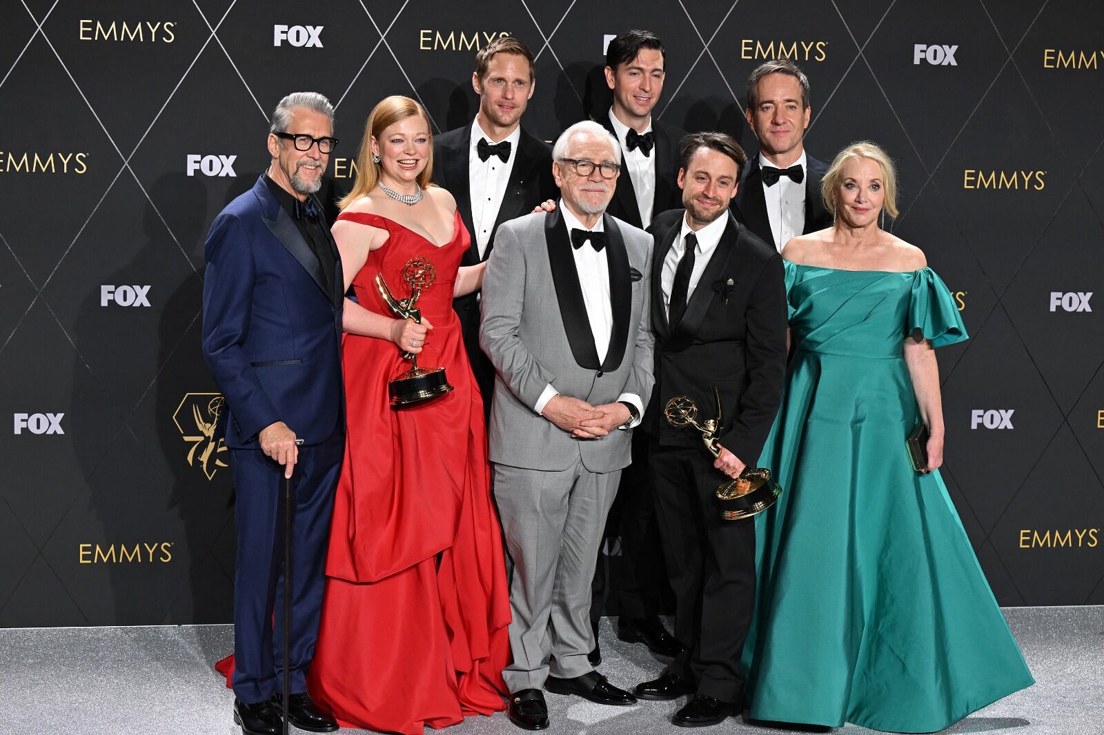 El elenco de "Succession", que por su temporada final revalidó todos sus títulos.