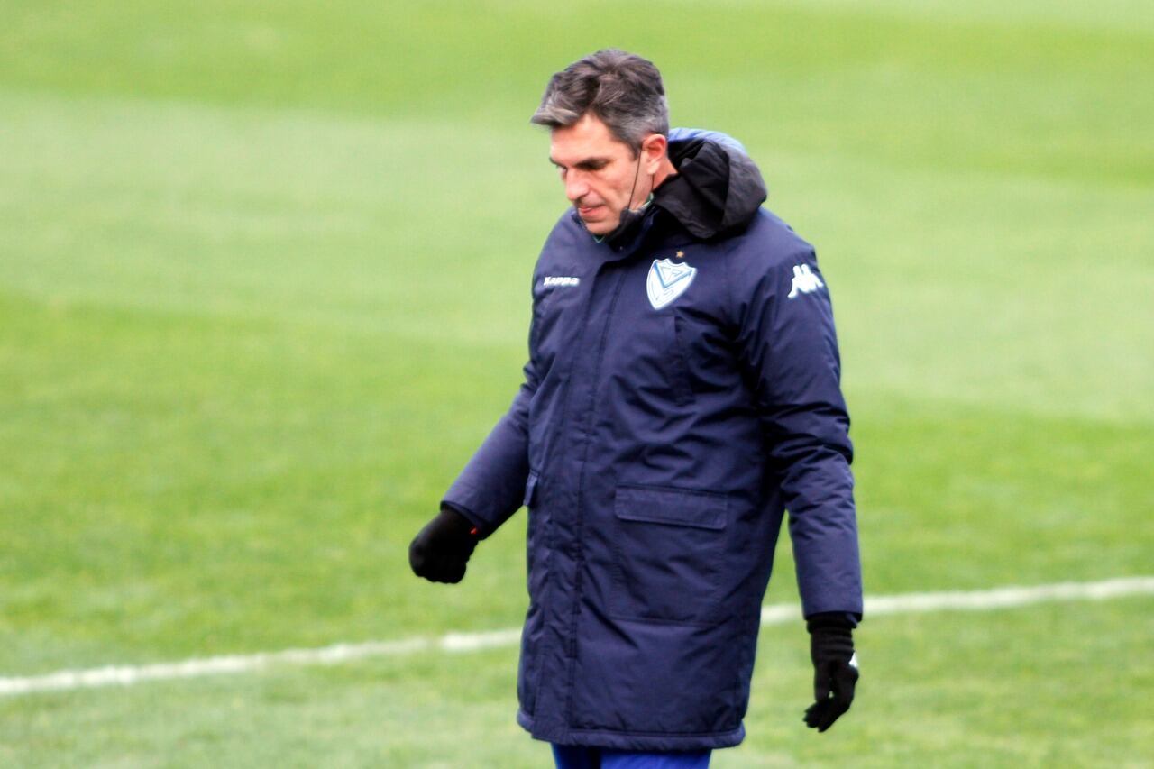 Vélez va por la primera victoria, en Tucumán