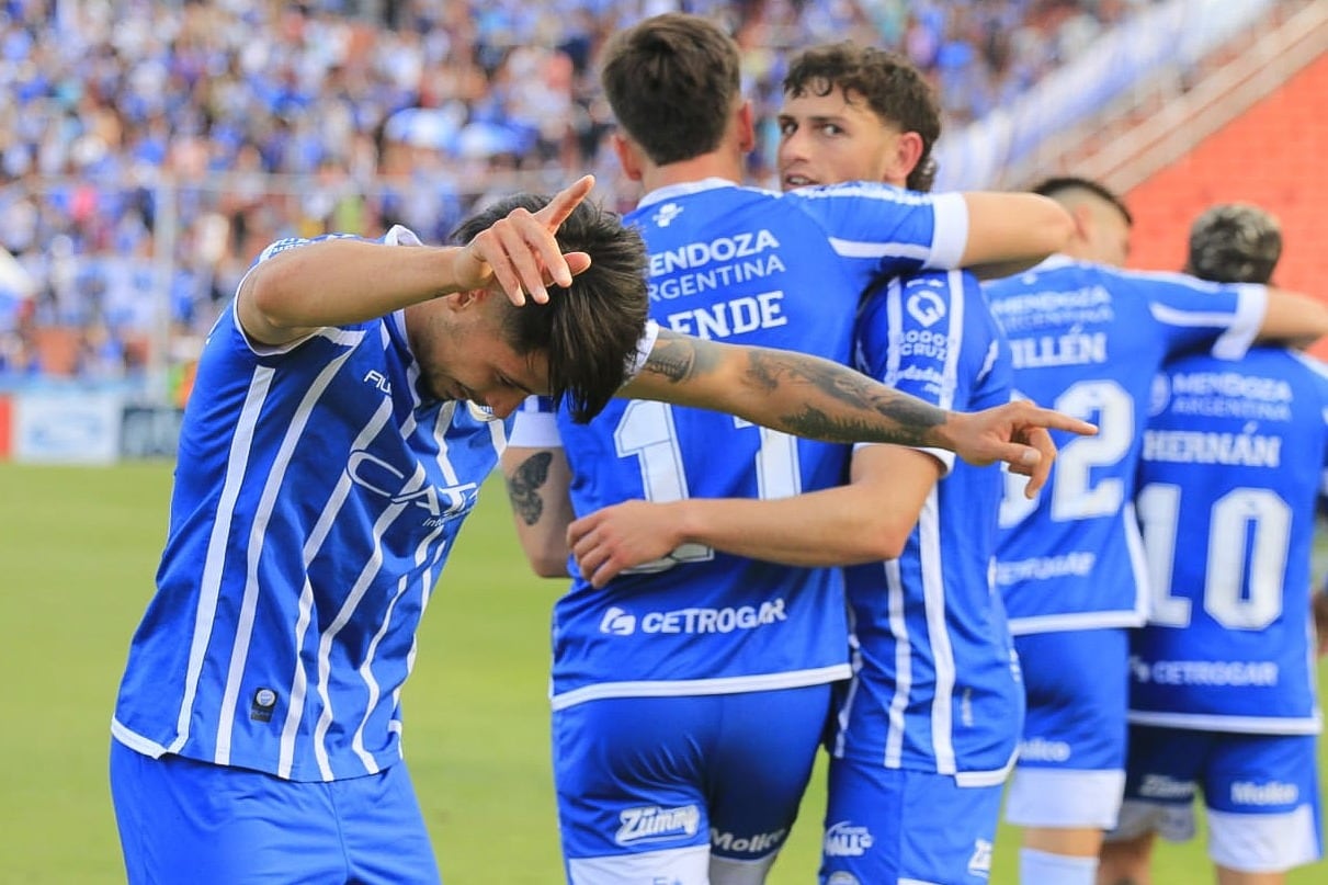 Festejo de Godoy Cruz en Mendoza.