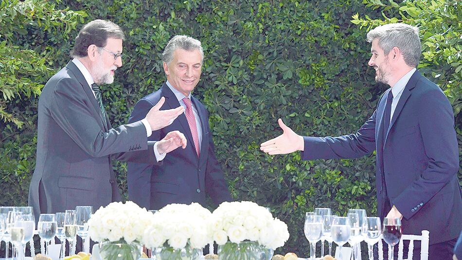 Ante Rajoy, Macri dijo que España “es un ejemplo a seguir”.