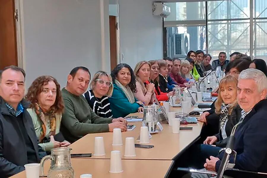 Los docentes y la Provincia reactivarán la mesa paritaria en diciembre. 