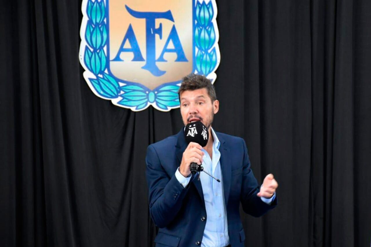 Tinelli y la LPF que preside deben diagramar el nuevo torneo.