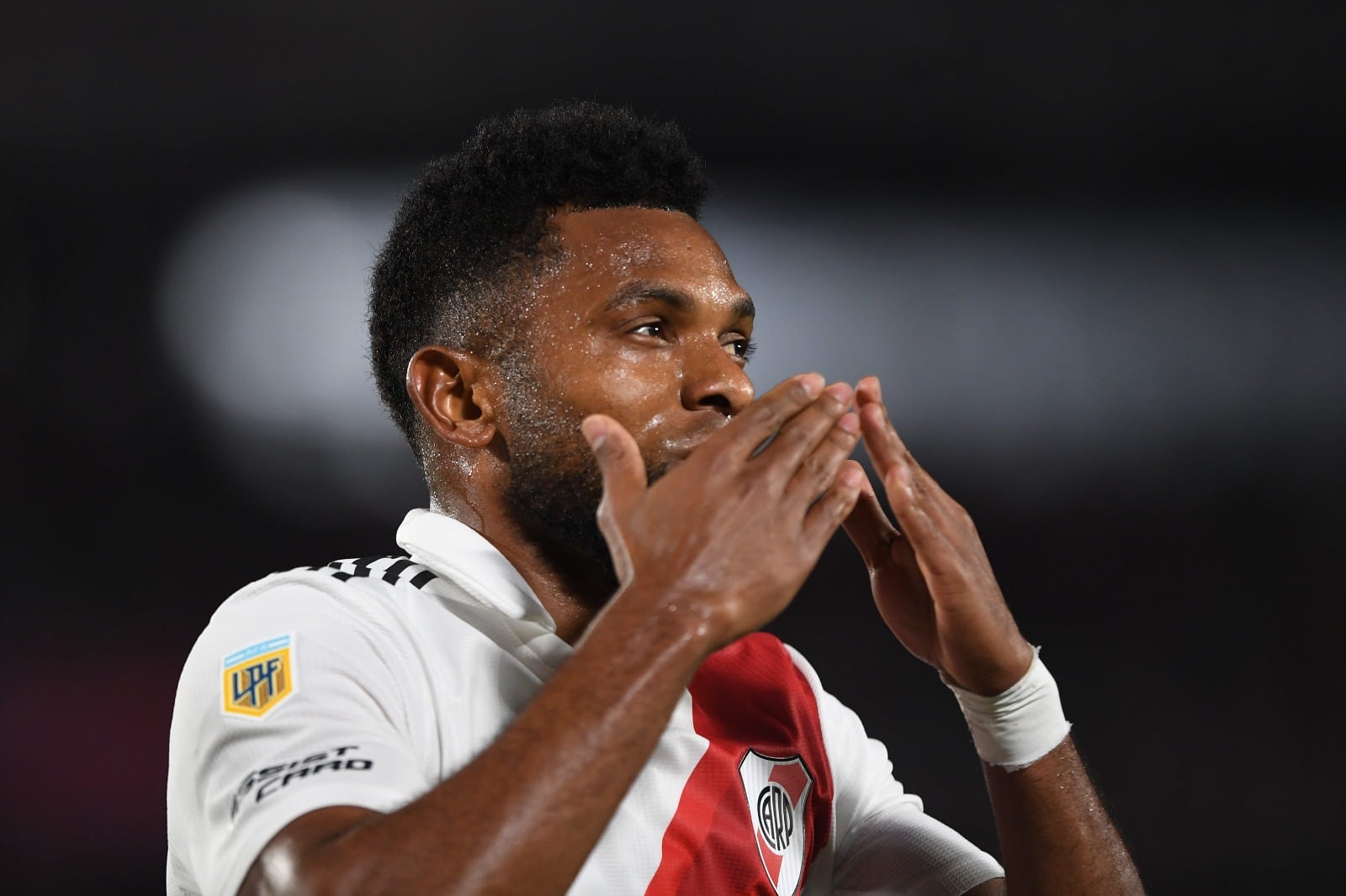 Miguel Borja y una historia no tan conocida con sus hermanos mayores