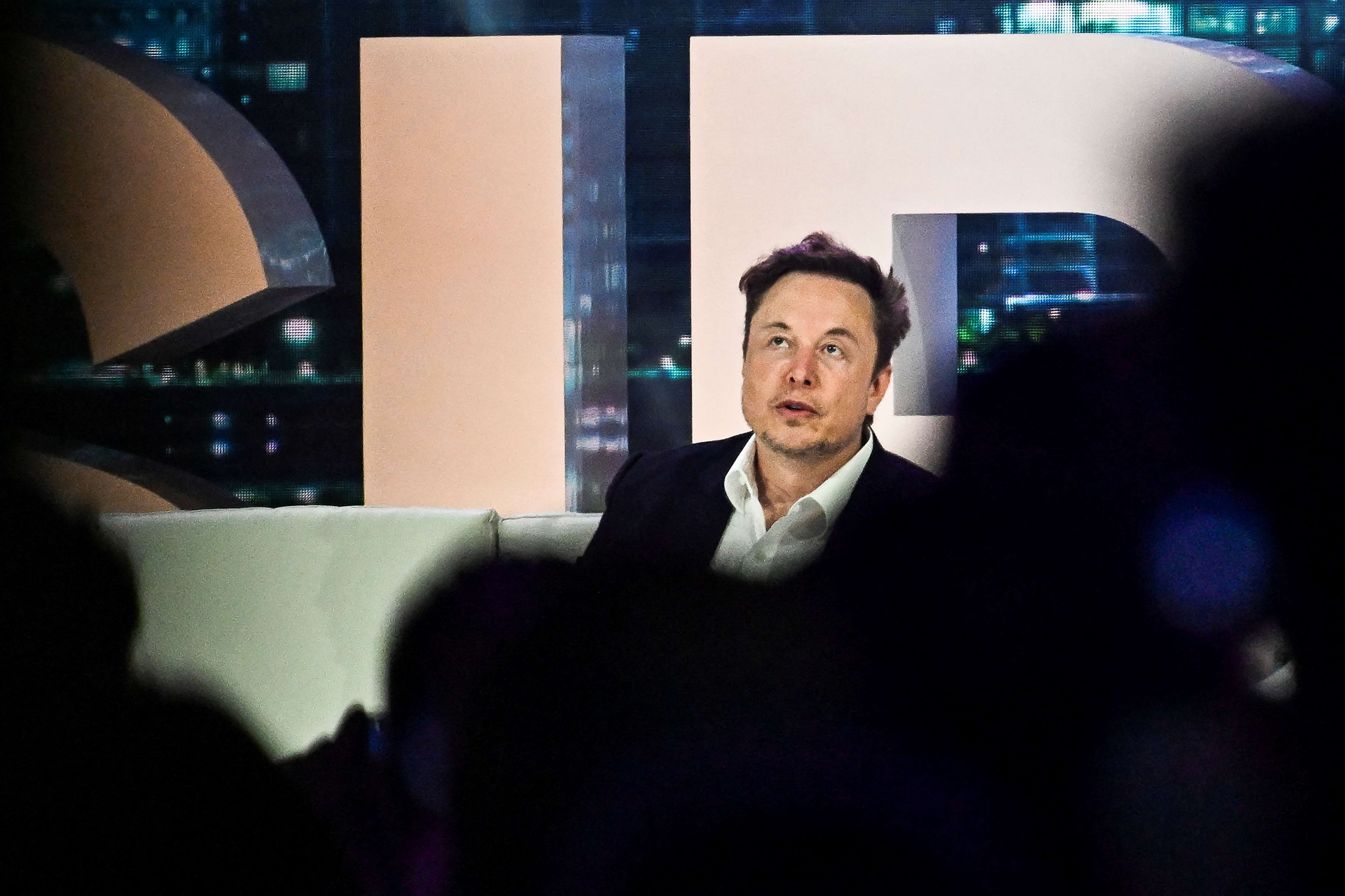 Musk consideró a la etiqueta azul como "un símbolo de una especie de sistema de clases digital" (Foto: AFP).